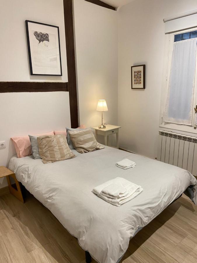 Opera-Suites Luxury La Boheme, In The Very Center Of Madrid. ภายนอก รูปภาพ