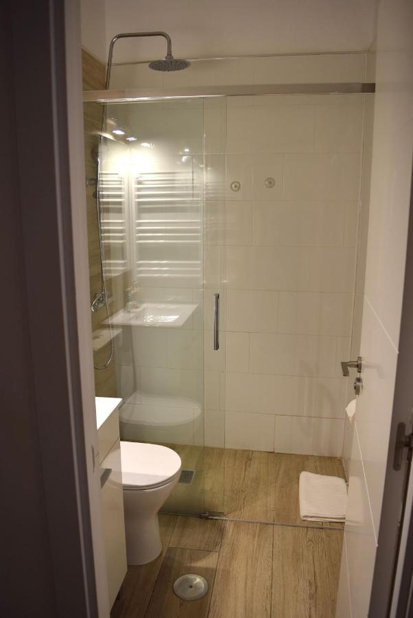 Opera-Suites Luxury La Boheme, In The Very Center Of Madrid. ภายนอก รูปภาพ